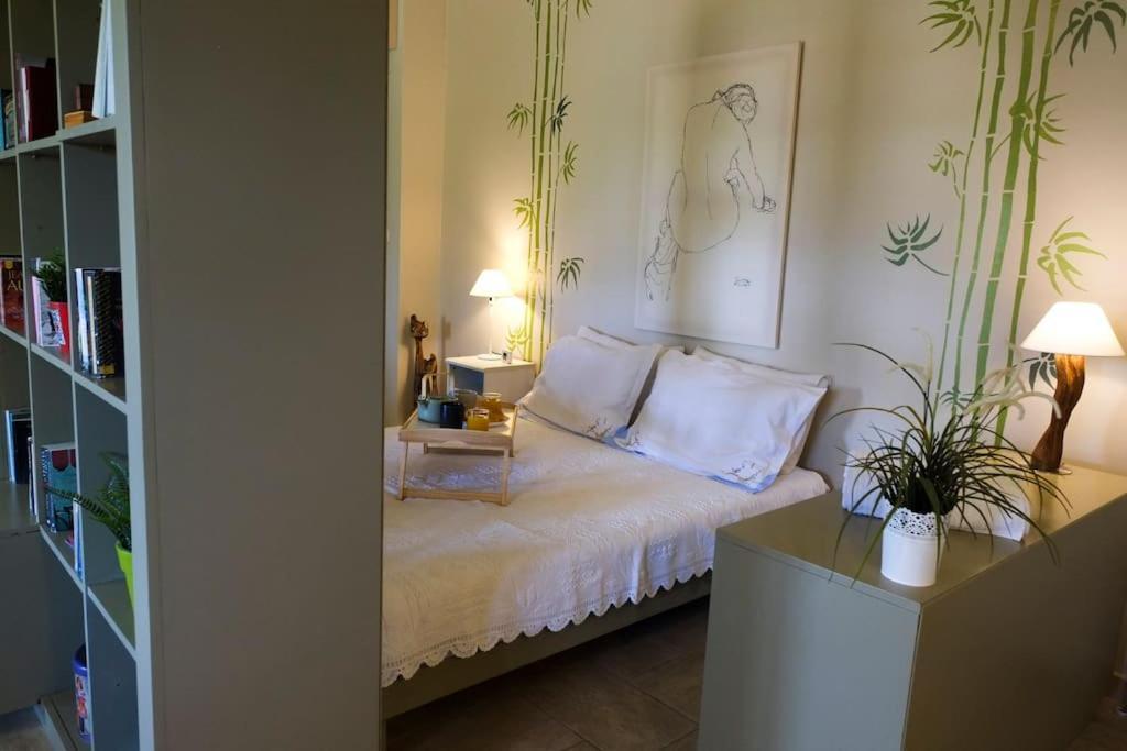 Apartment With Garden In Thessaloniki. Eksteriør billede