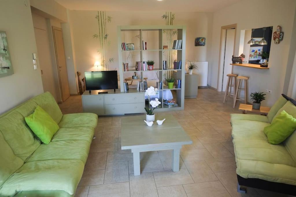Apartment With Garden In Thessaloniki. Eksteriør billede